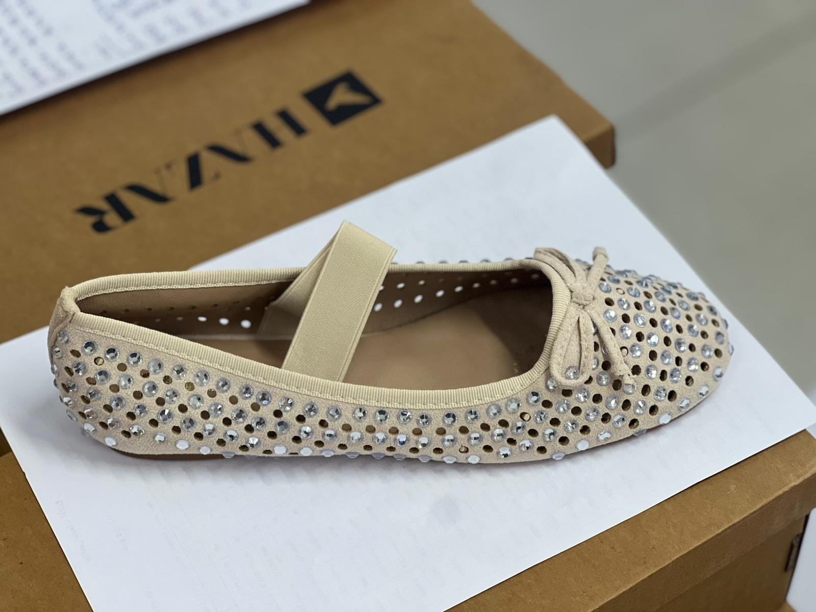 FLAT نسائي
